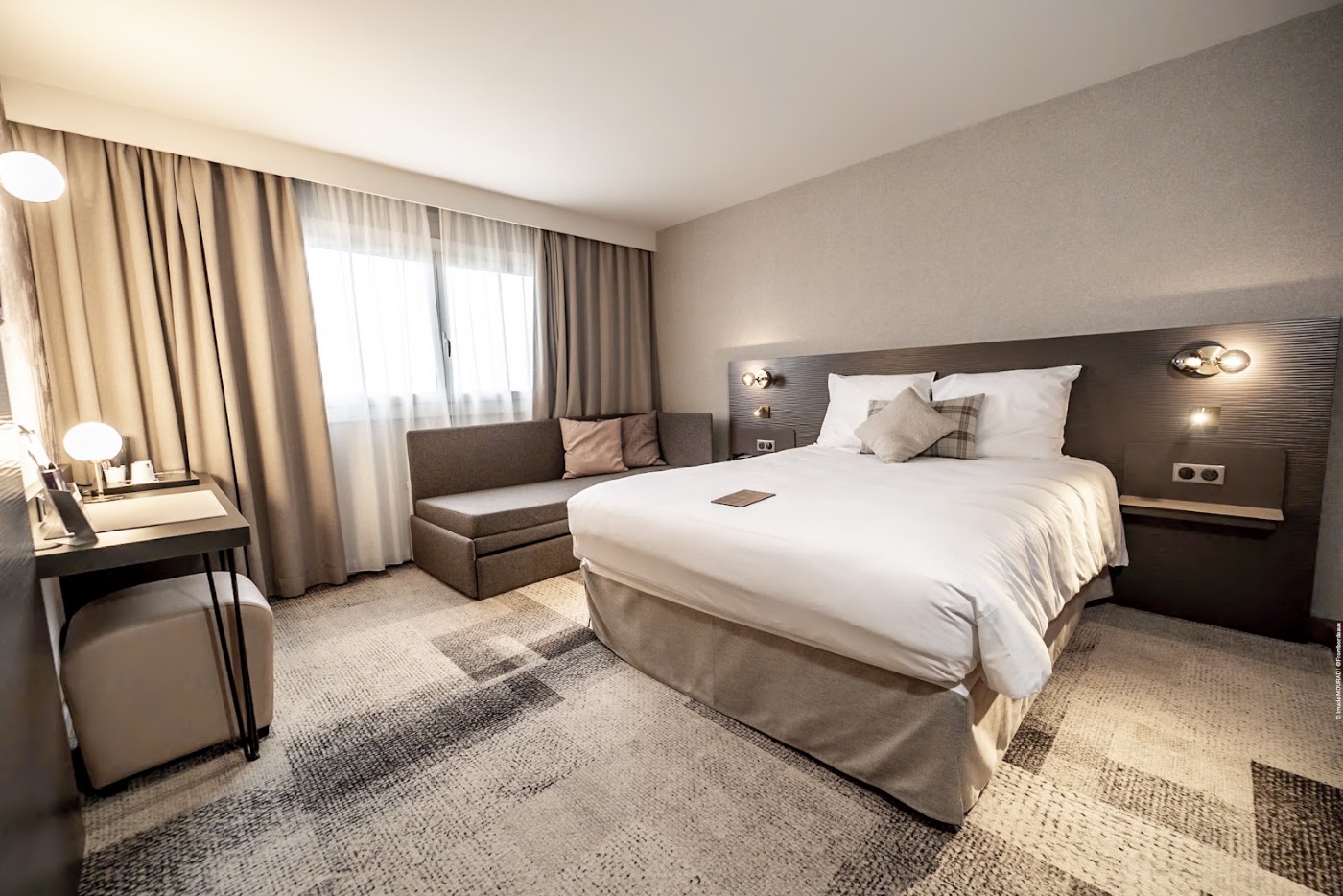 Mercure Bordeaux Lac, dog-friendly hotel, photo 2