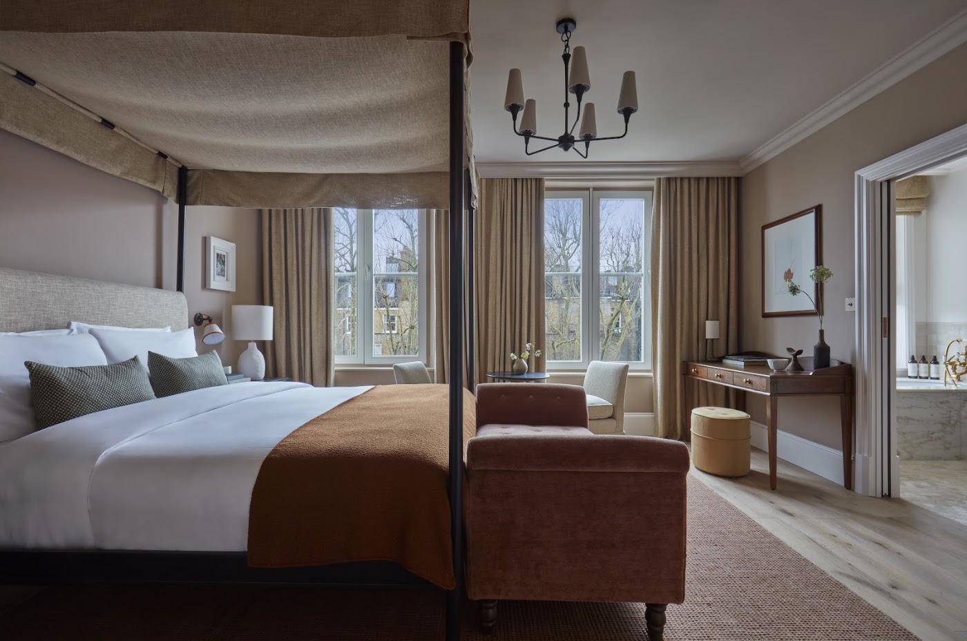 Miiro Templeton Garden, dog-friendly hotel, photo 2