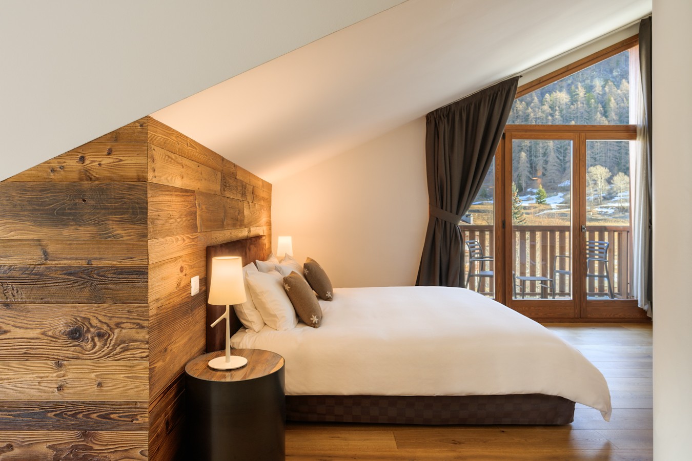 Montana Lodge & Spa, dog-friendly hotel, photo 2