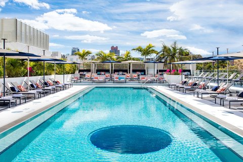 Moxy Miami South Beach, dog-friendly hotel, photo 3
