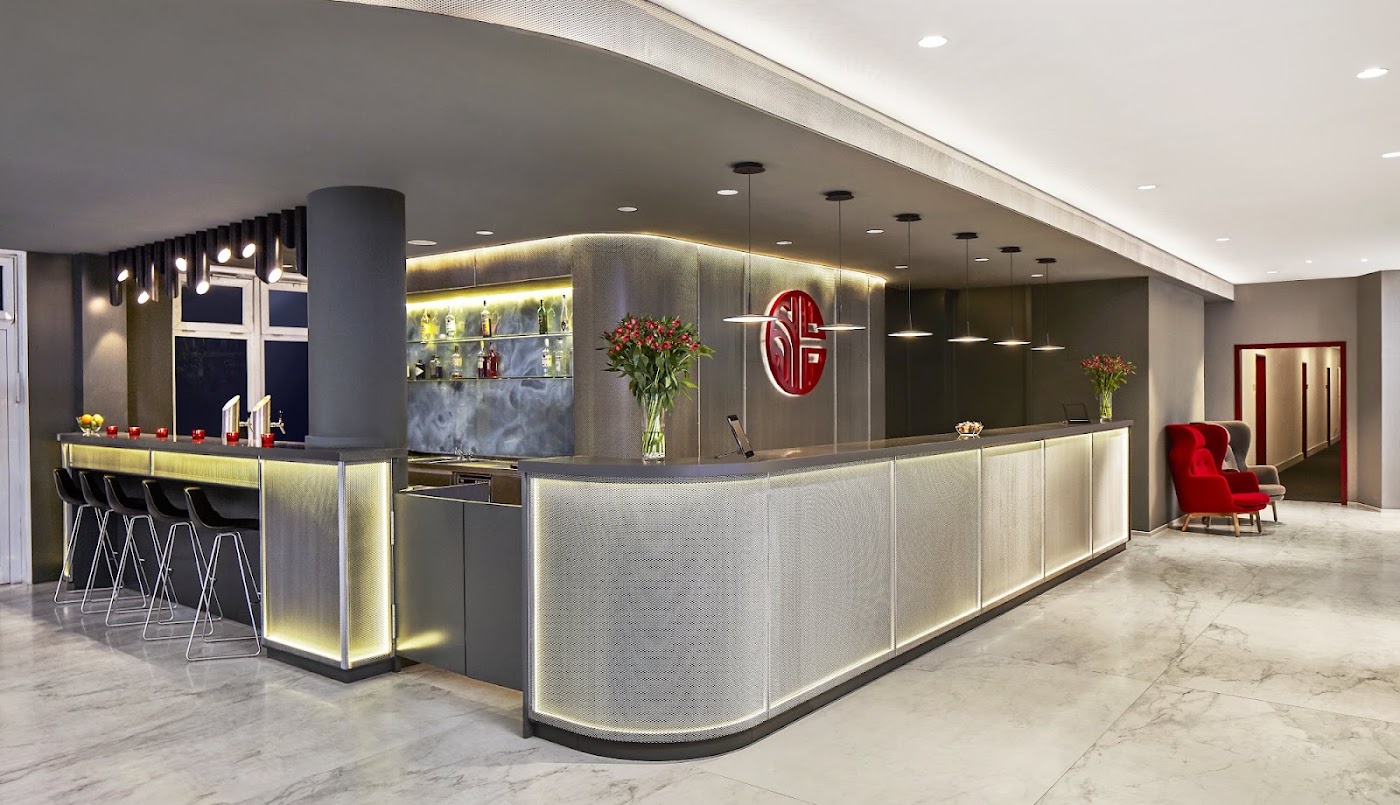 NH Collection Hamburg City, dog-friendly hotel, photo 4