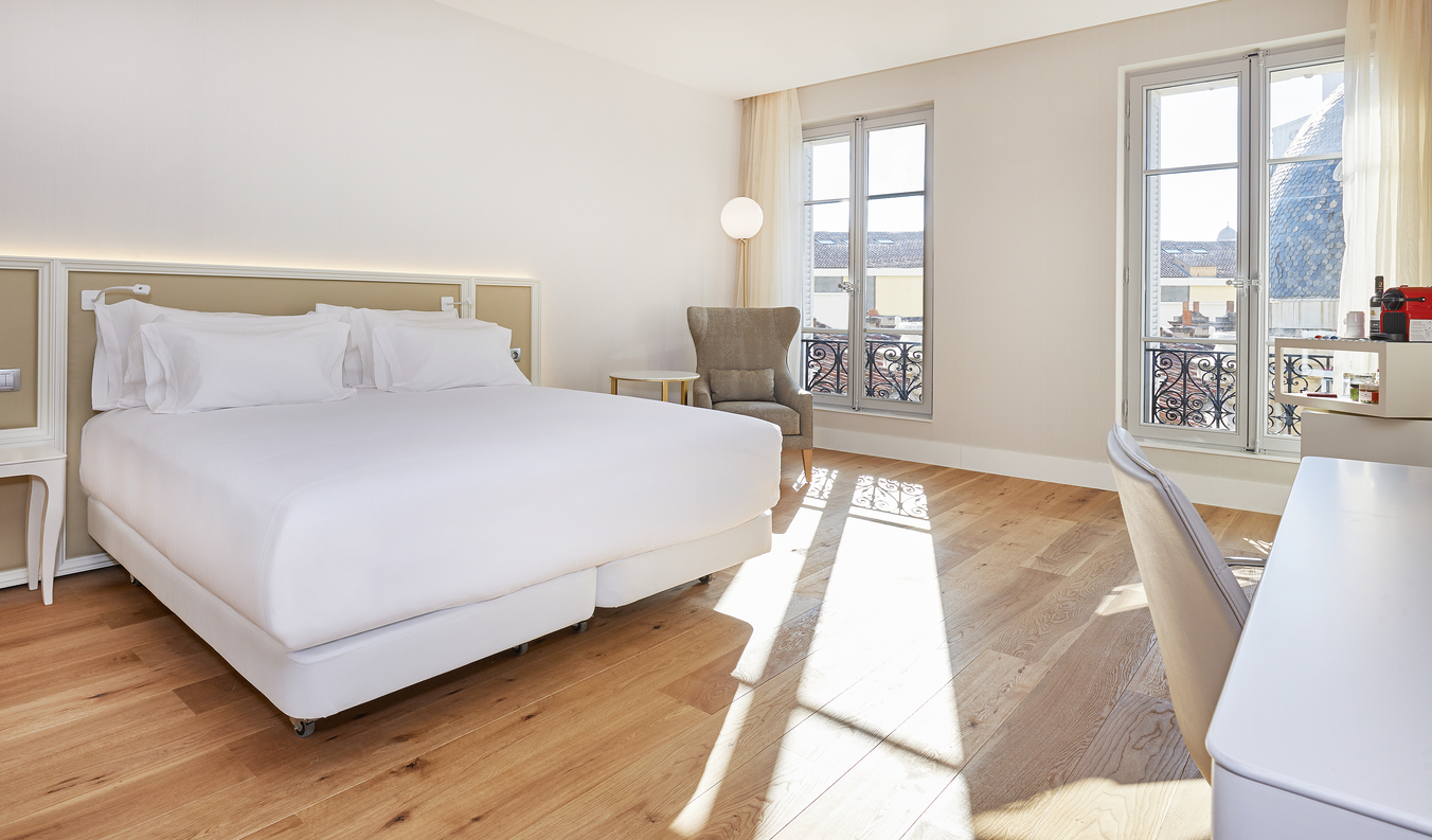 NH Collection Marseille, dog-friendly hotel, photo 5