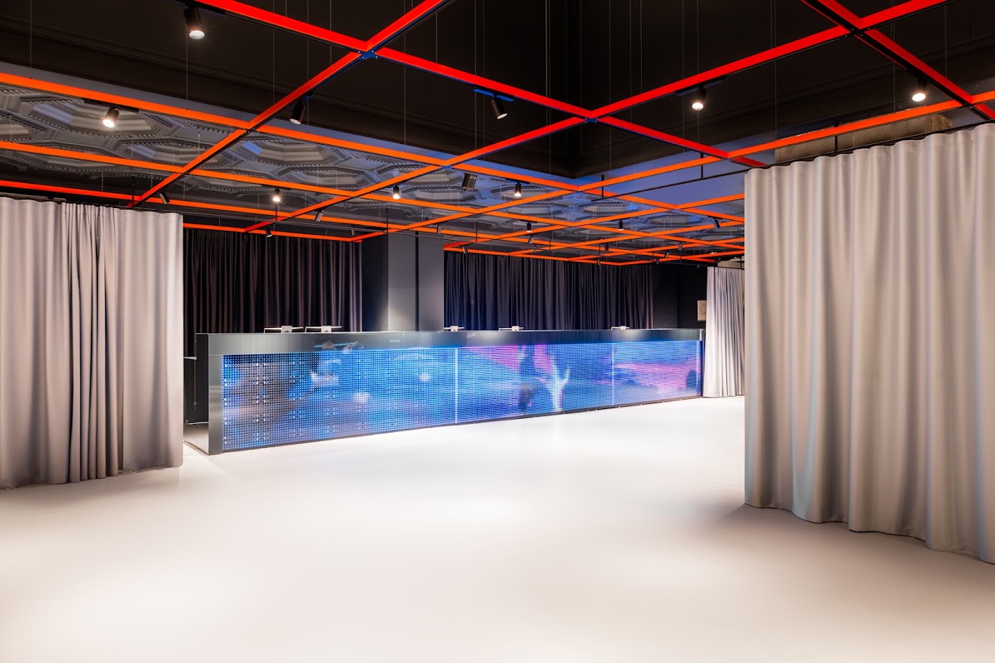 nhow Brussels Bloom, dog-friendly hotel, photo 3