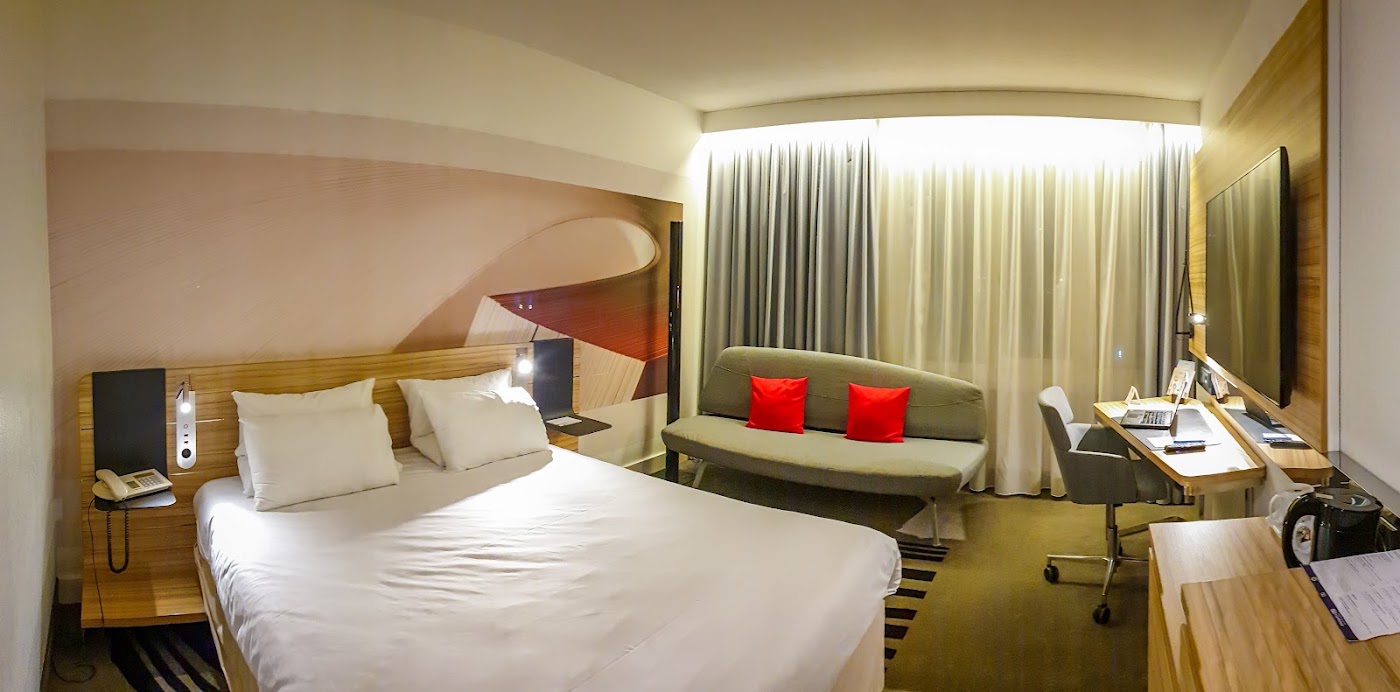 Novotel Köln City, dog-friendly hotel, photo 2