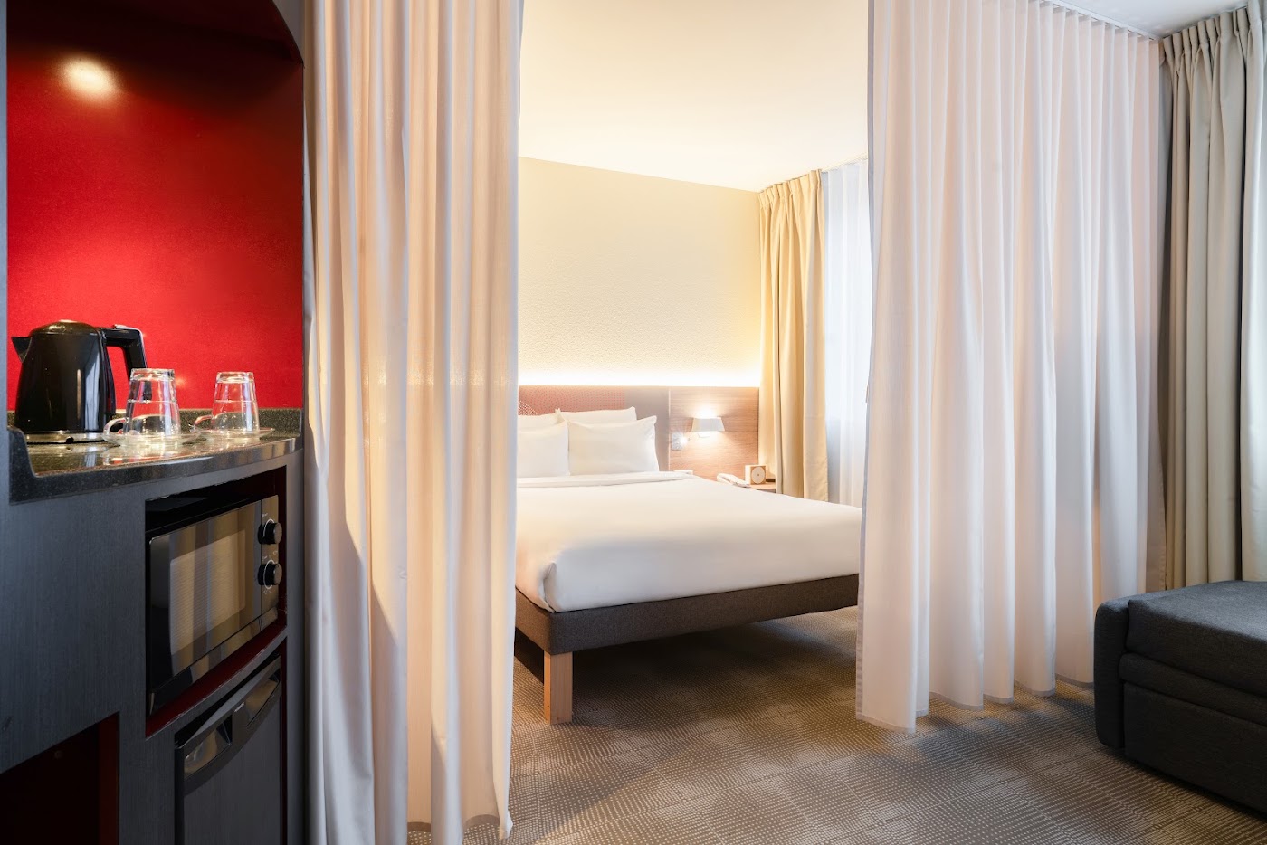 Novotel Suites Genève Aéroport, dog-friendly hotel, photo 2