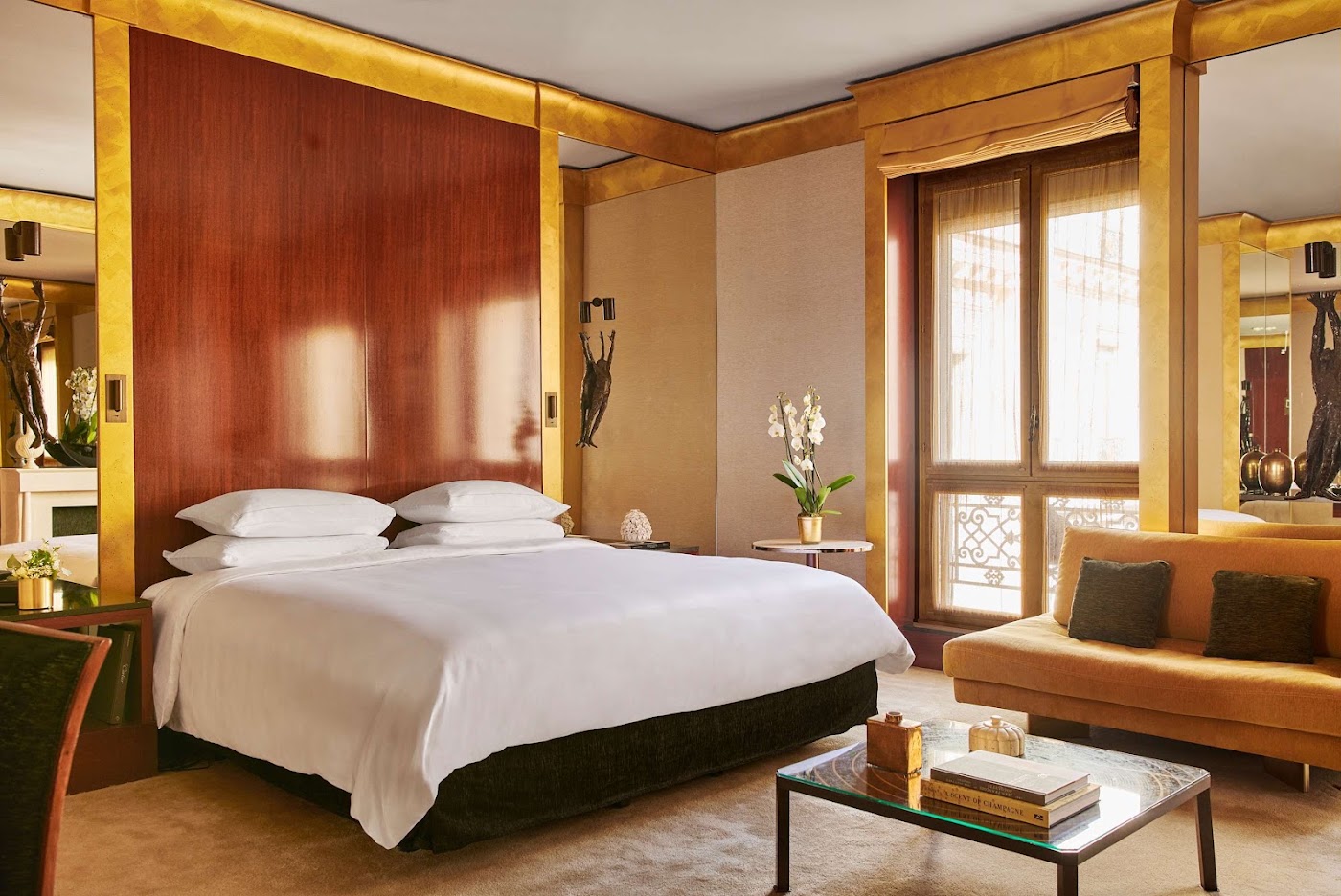Park Hyatt Paris-Vendôme, dog-friendly hotel, photo 2