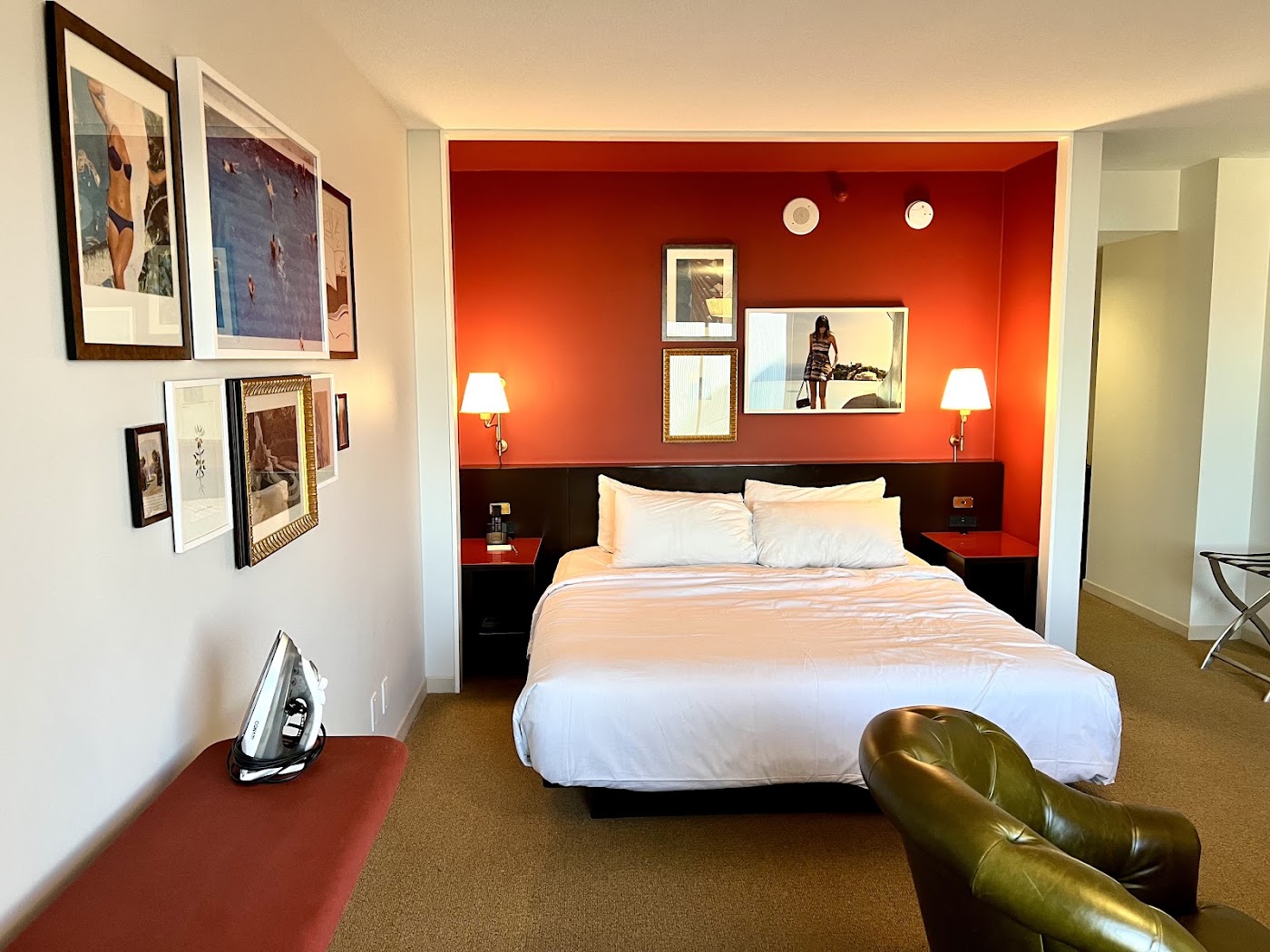 Park MGM Las Vegas, dog-friendly hotel, photo 2