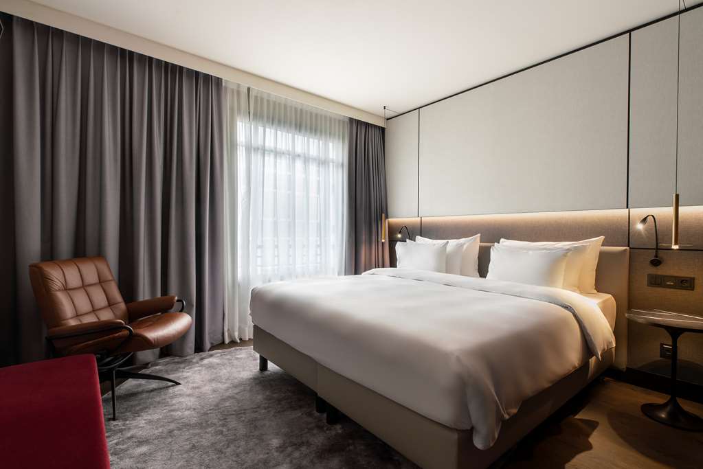 Radisson Collection Hotel, Grand Place Brussels, dog-friendly hotel, photo 2