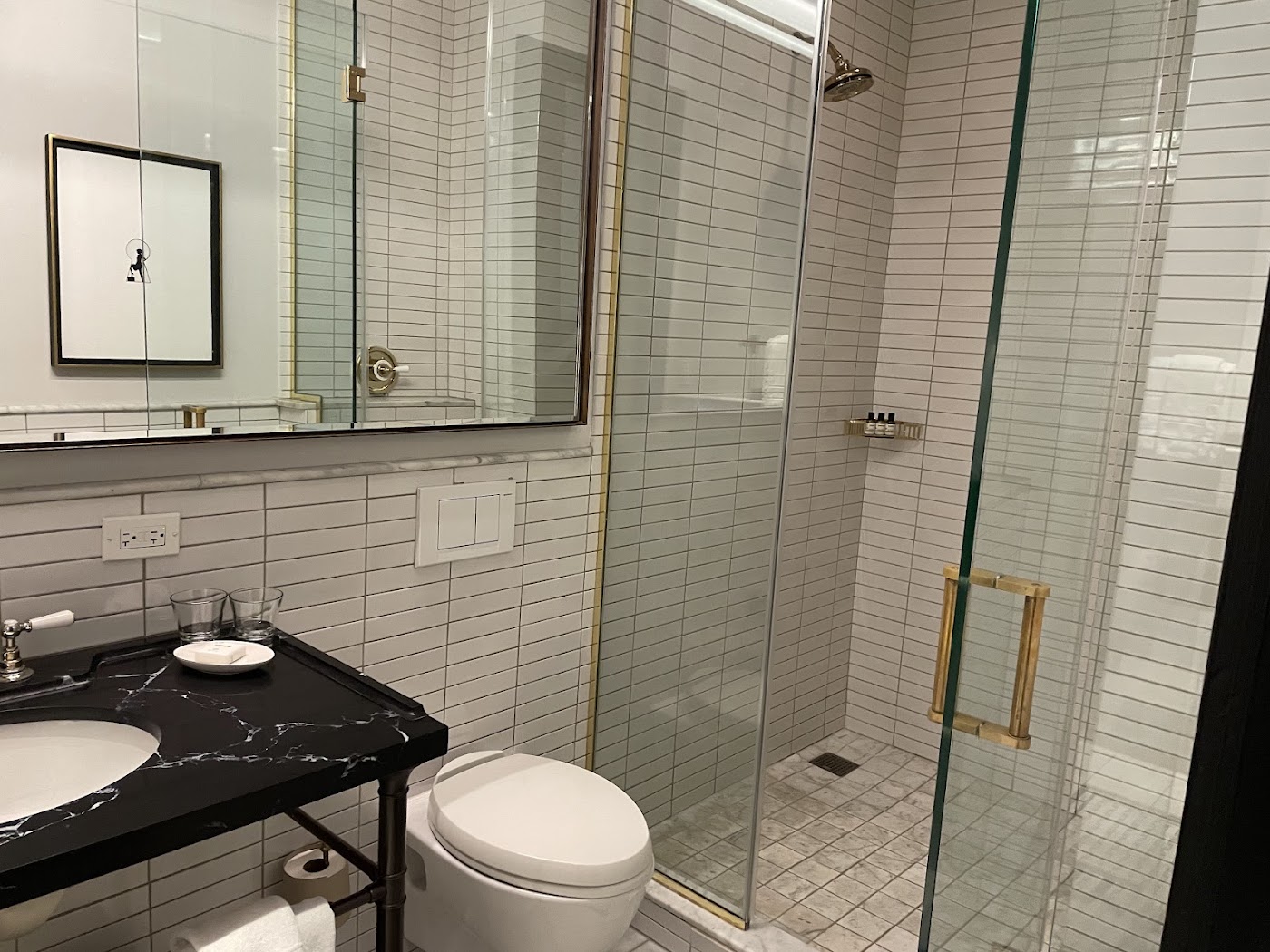 Refinery Hotel, dog-friendly hotel, photo 3