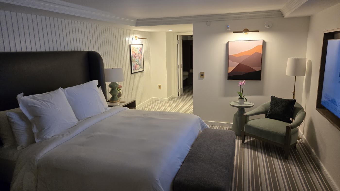 Regent Santa Monica Beach, dog-friendly hotel, photo 2