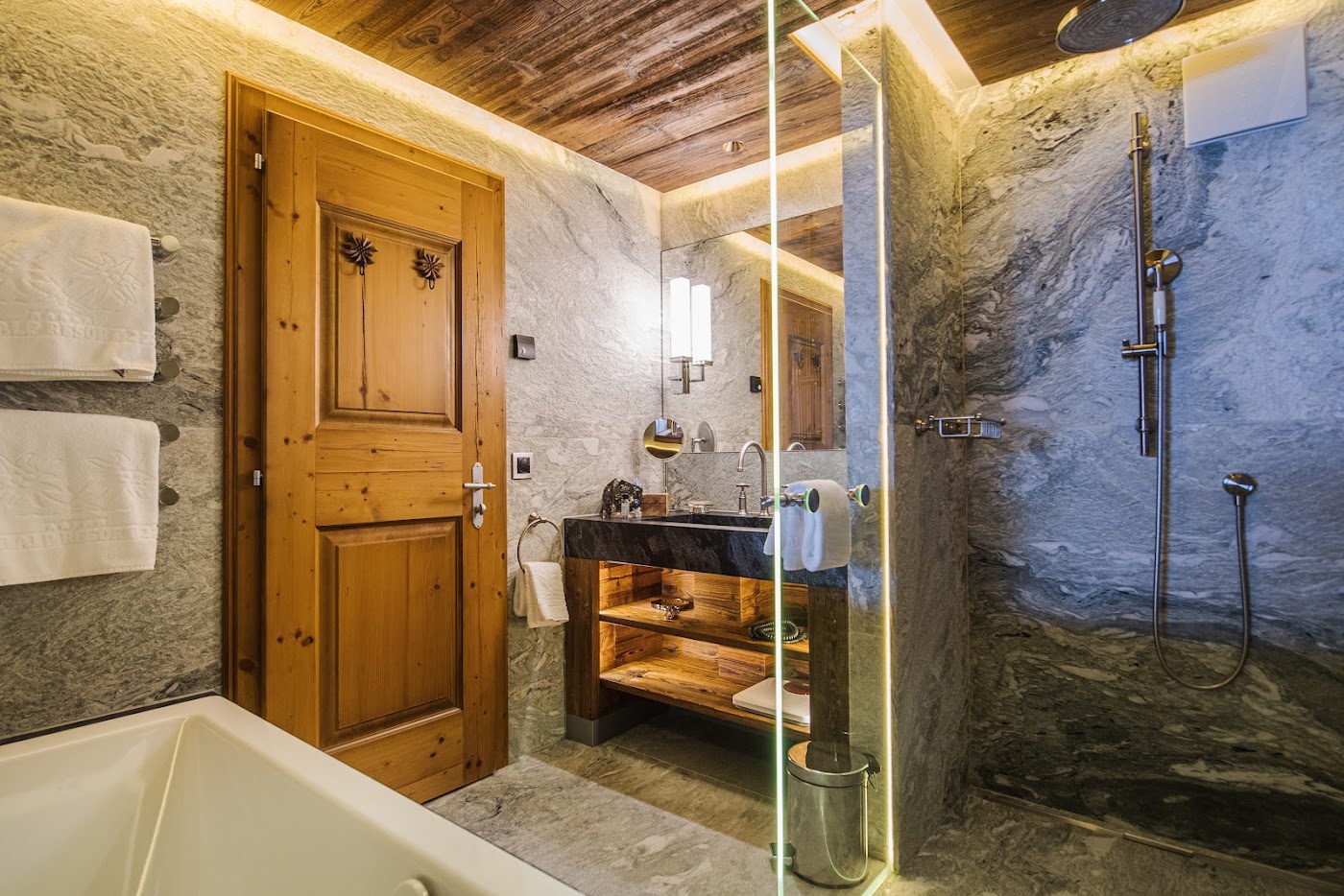 Riffelalp Resort 2222m, dog-friendly hotel, photo 4