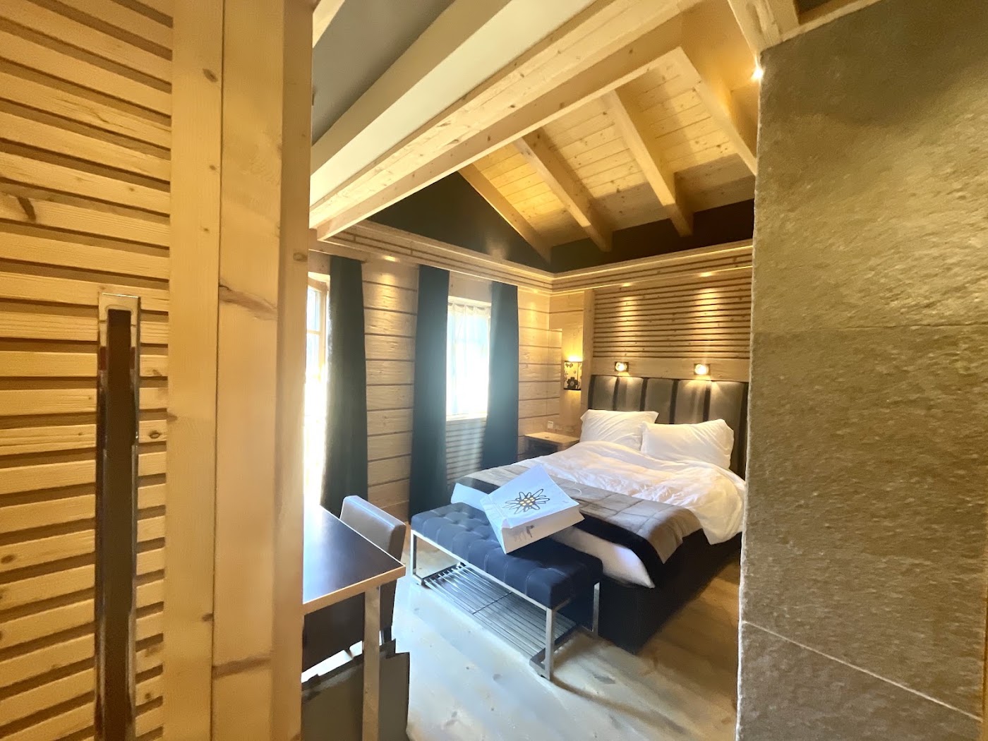 Rosapetra Spa Resort, dog-friendly hotel, photo 2