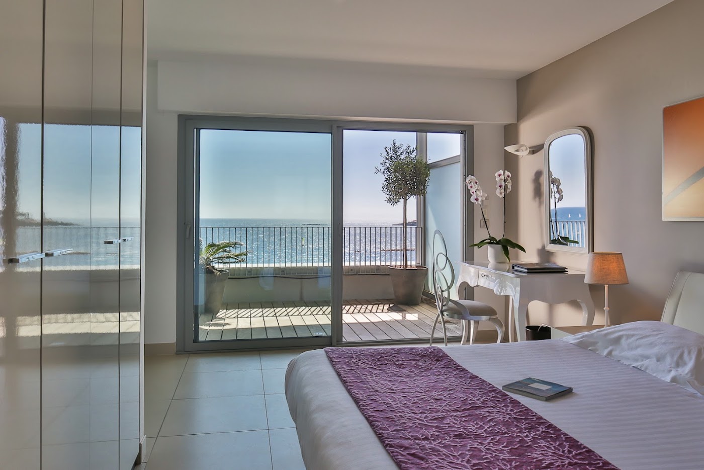 Royal Antibes, dog-friendly hotel, photo 2