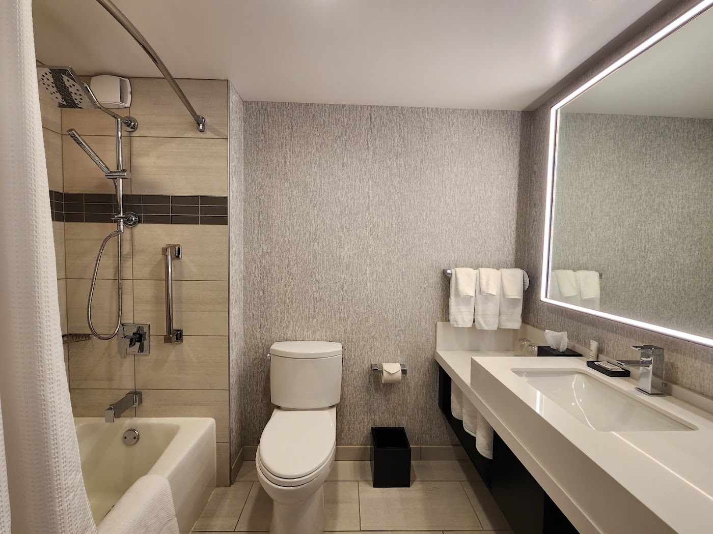 San Francisco Marriott Marquis, dog-friendly hotel, photo 4