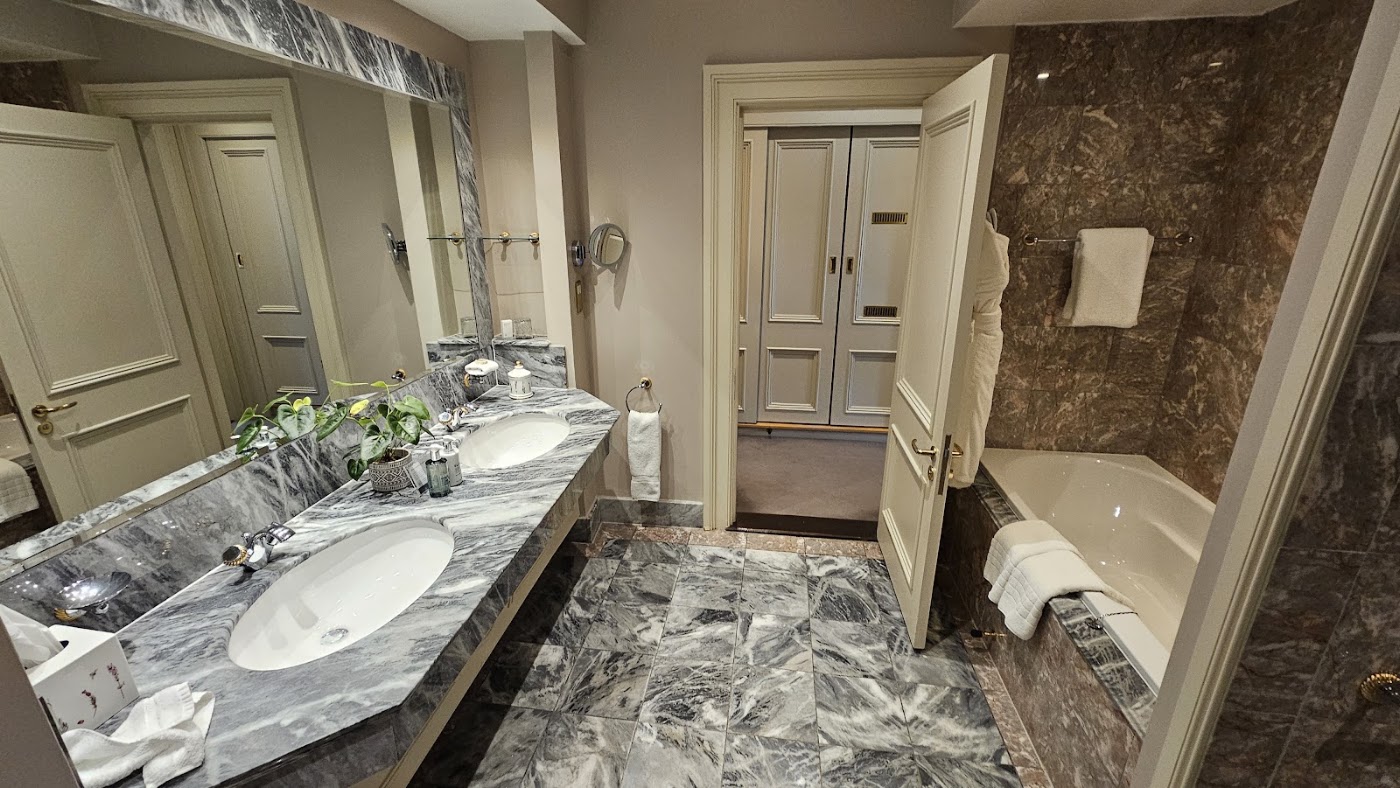 Sheen Falls Lodge, dog-friendly hotel, photo 3