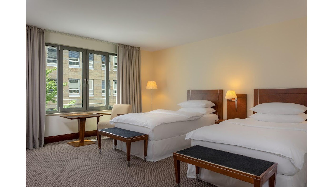 Sheraton Carlton Hotel Nürnberg, dog-friendly hotel, photo 2