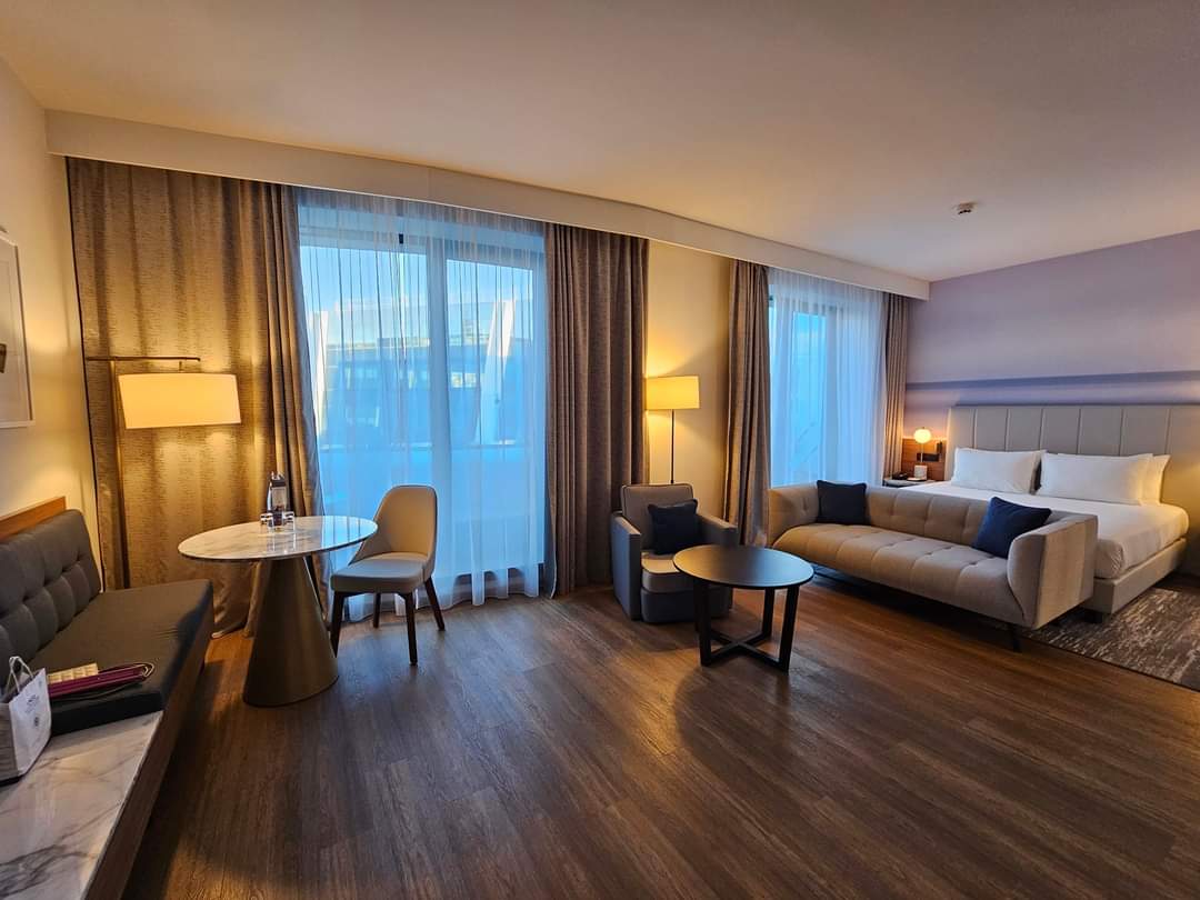 Sheraton Nice Airport, dog-friendly hotel, photo 2