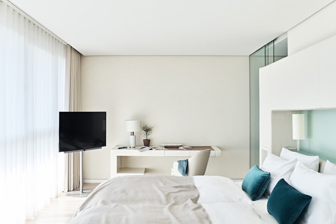 SIDE, a Member of Design Hotels, dog-friendly hotel, photo 2