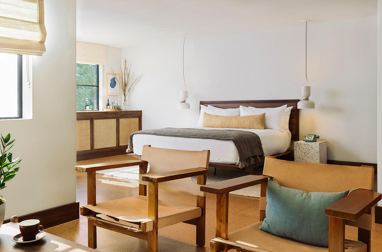 Silver Lake Pool and Inn, dog-friendly hotel, photo 2