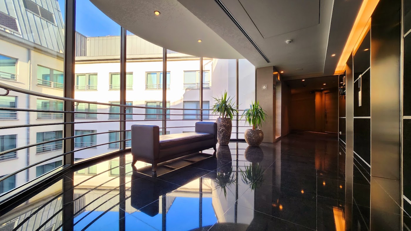 Sofitel Brussels Europe, dog-friendly hotel, photo 3