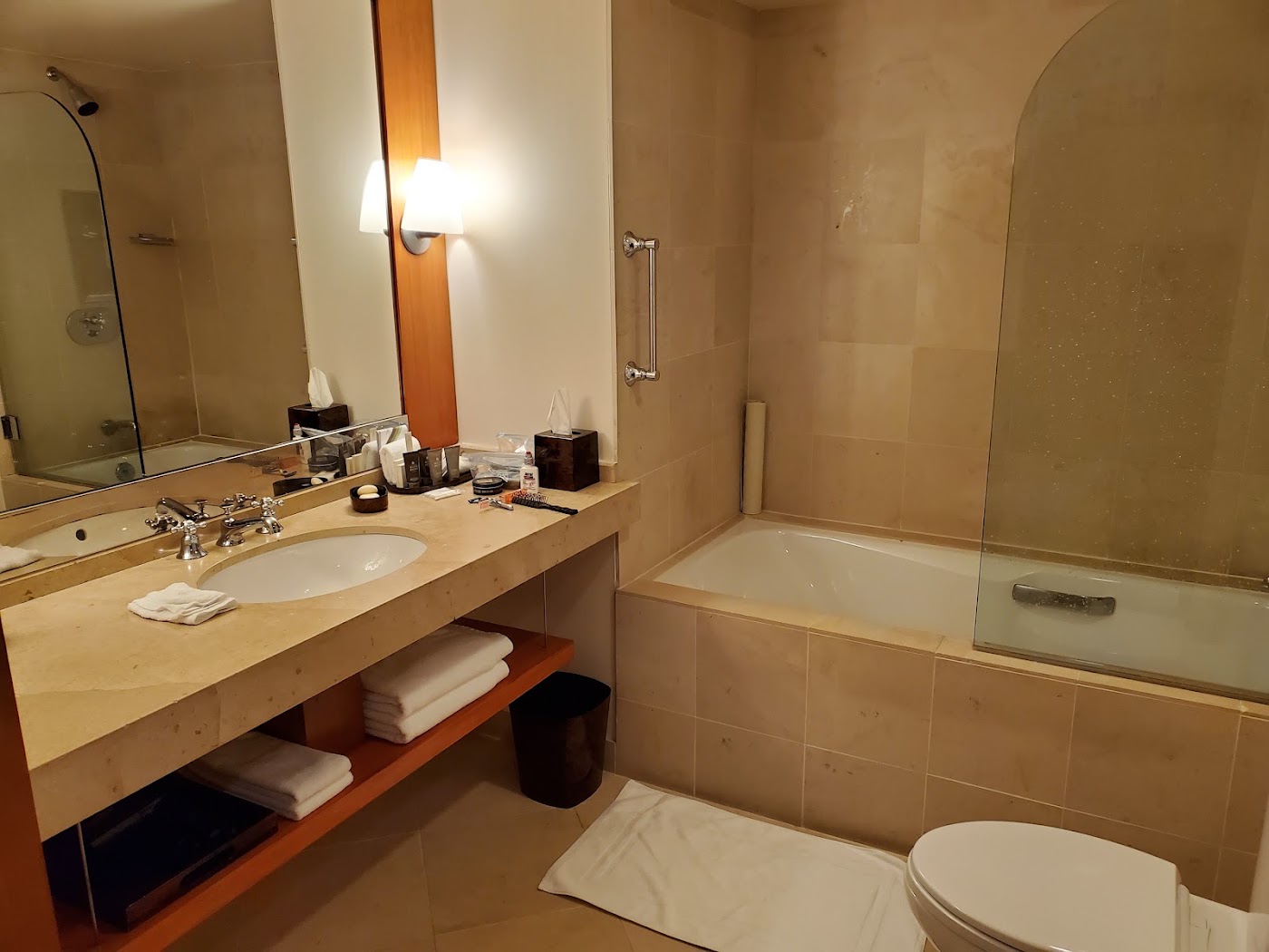 Taj Campton Place, dog-friendly hotel, photo 4