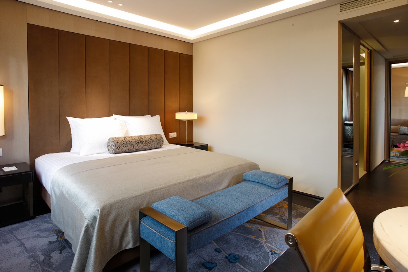 Tangla Hotel Brussels, dog-friendly hotel, photo 2