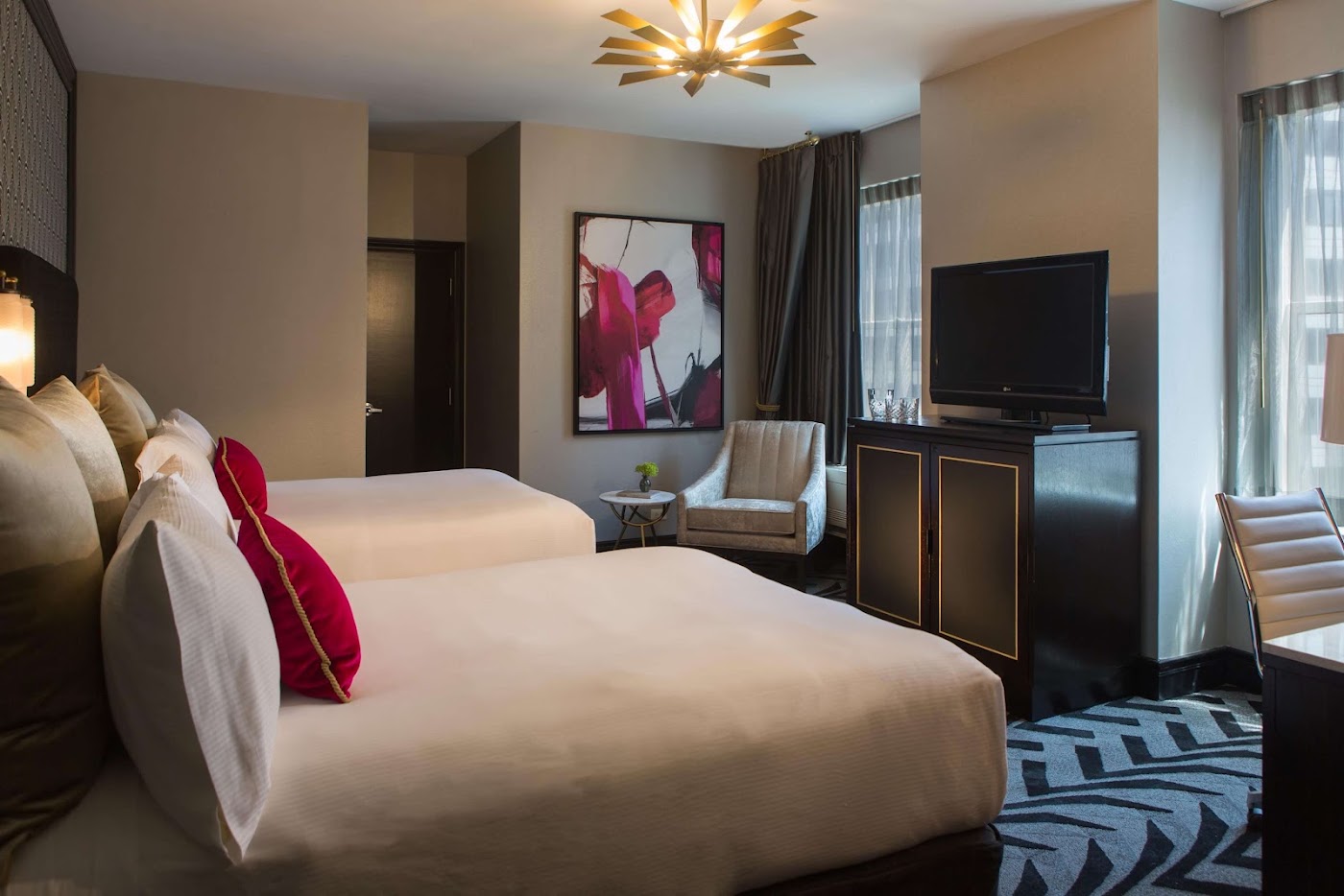 The Allegro Royal Sonesta Hotel Chicago Loop, dog-friendly hotel, photo 2