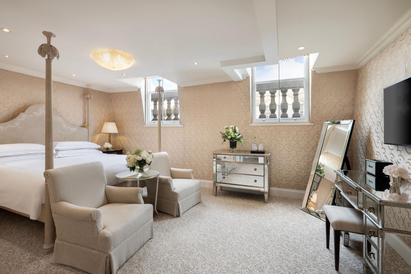 The Chesterfield Mayfair, dog-friendly hotel, photo 4