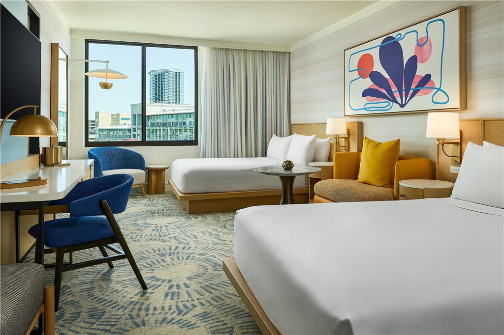 The Highland Dallas, Curio Collection by Hilton, dog-friendly hotel, photo 2