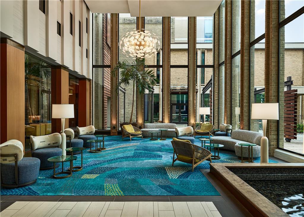 The Highland Dallas, Curio Collection by Hilton, dog-friendly hotel, photo 3