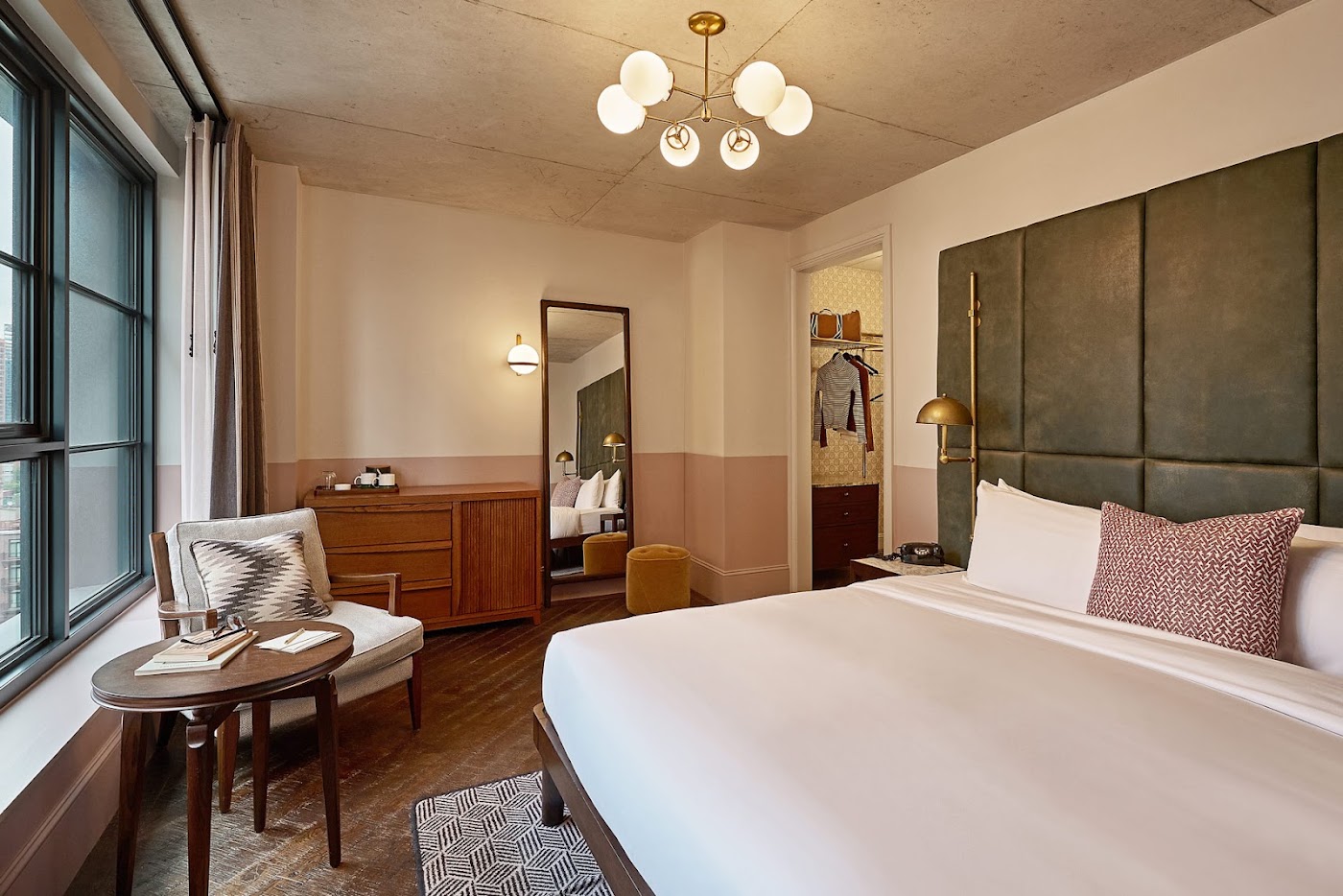 The Hoxton Chicago, dog-friendly hotel, photo 5