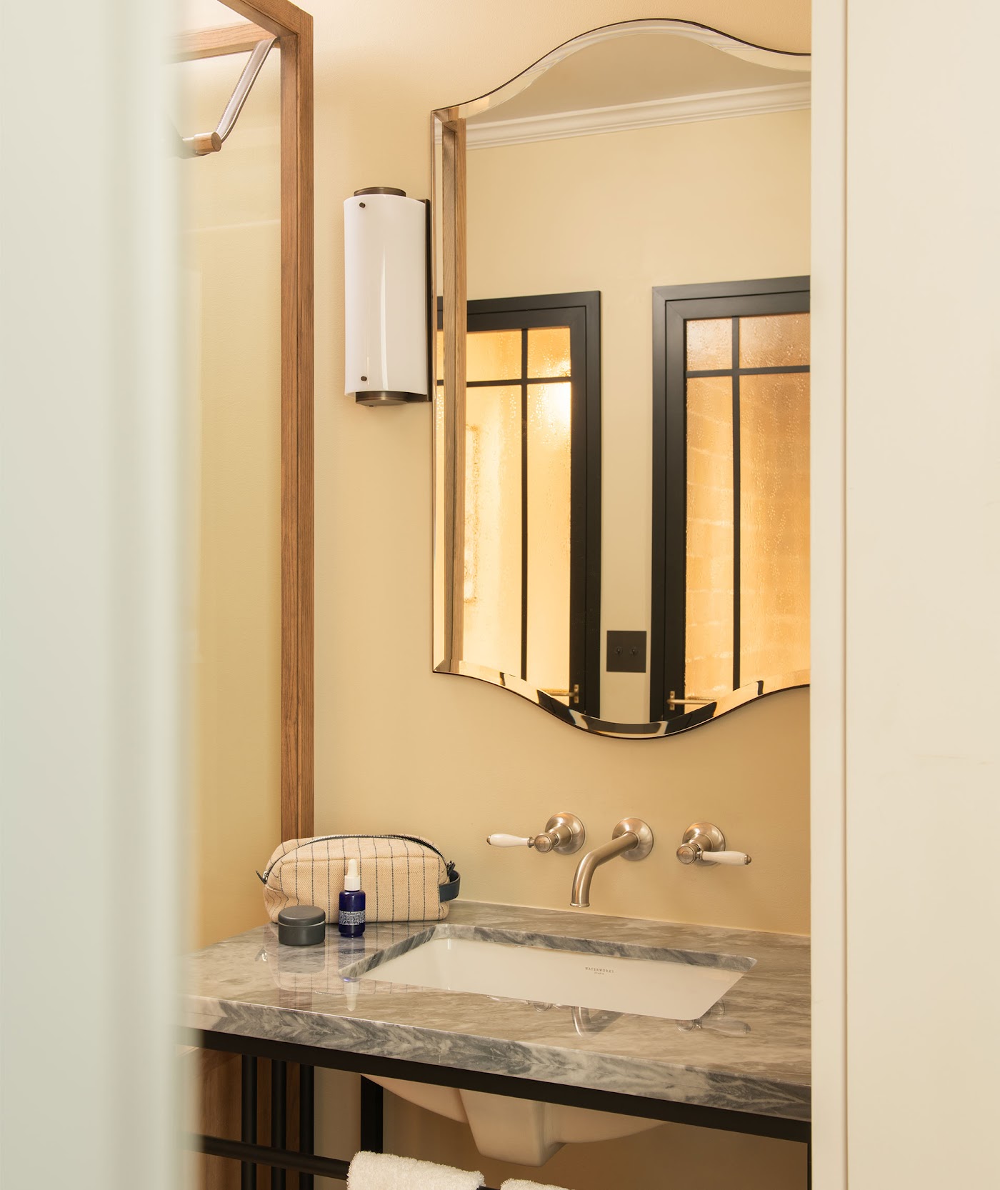 The Hoxton Downtown LA, dog-friendly hotel, photo 4