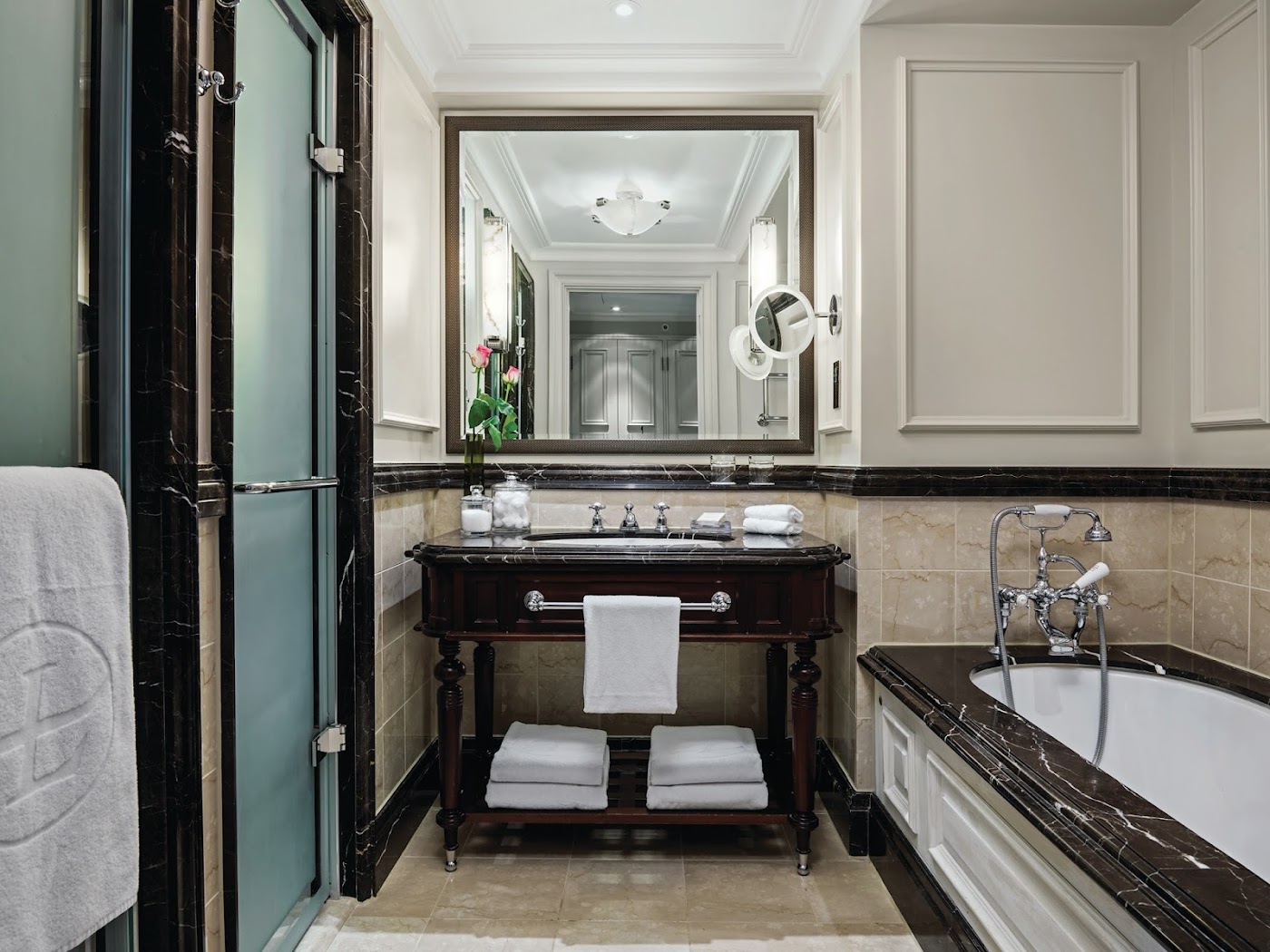 The Langham, dog-friendly hotel, photo 5