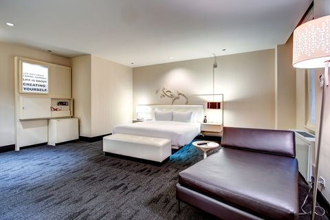 The Midland Hotel Chicago, dog-friendly hotel, photo 2