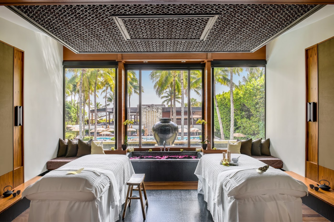 The Setai Miami Beach, dog-friendly hotel, photo 2