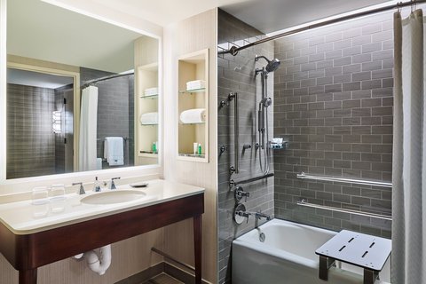 The Westin Chicago River North, dog-friendly hotel, photo 3